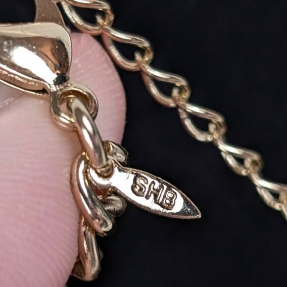 V. SHB Pink Dangle Statement Necklace - Picture 4 of 5